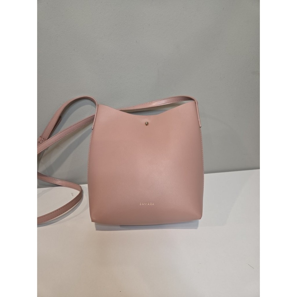 SAMARA‎ Vegan Leather Crossbody Bag Pink Blush Minimalist Adjustable Strap Small